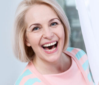 Restoring an Entire Arch of Teeth Is Possible with Full Mouth Dental Implants